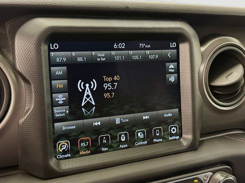 Used 2023 Jeep Wrangler Unlimited w/ Sun & Screen Package AWD/4WD image 21