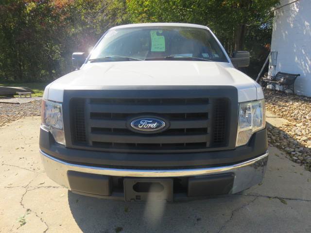 Used 2011 Ford F150 XL w/ Trailer Tow Pkg RWD image 2