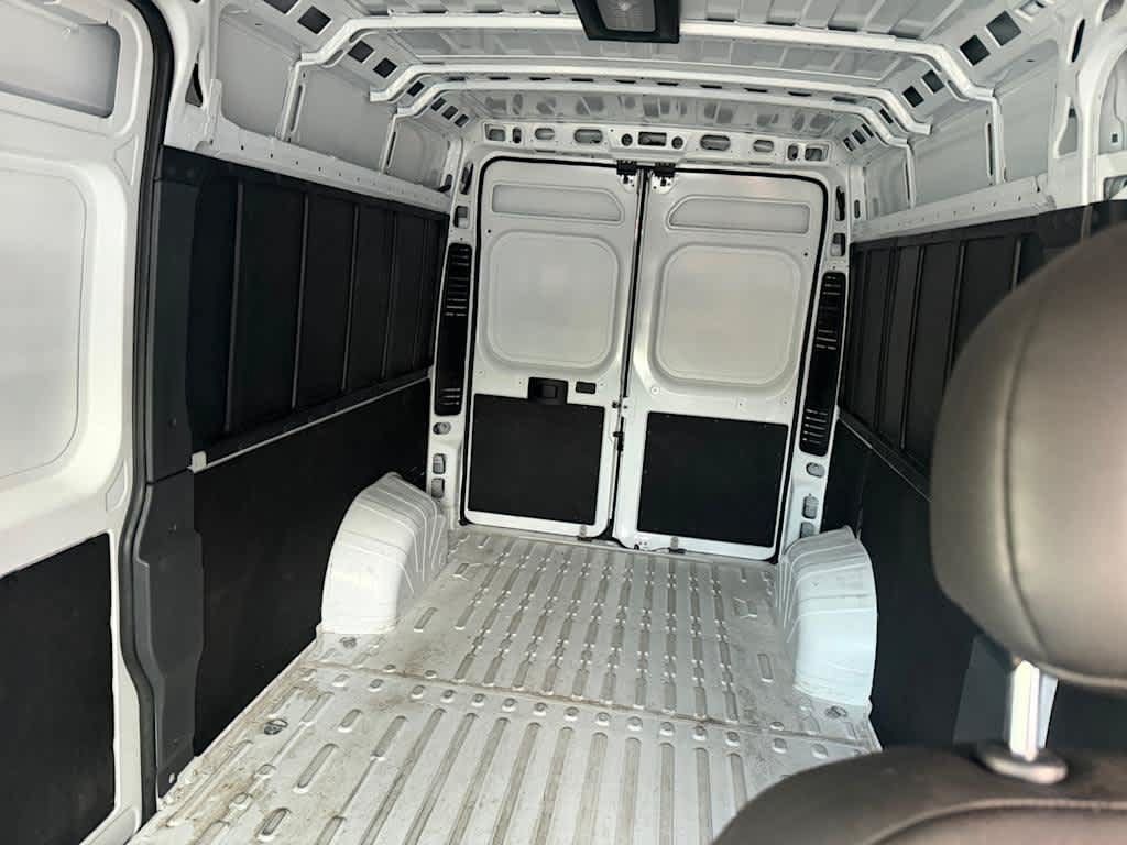 Used 2026 RAM ProMaster 2500 w/ Convenience Group FWD image 14