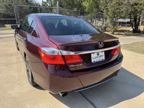 Used 2015 Honda Accord Sport image 22
