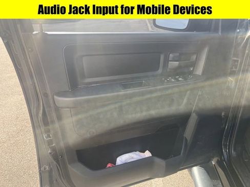 Used 2017 RAM 1500 Express w/ Black Ram 1500 Express Group image 10