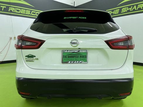 Used 2020 Nissan Rogue Sport S w/ Appearance Package FWD image 8