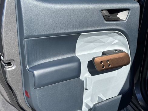 Used 2024 Ford Maverick Lariat image 12