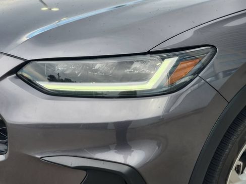 Used 2025 Honda HR-V LX image 8