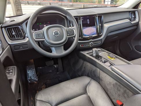 Certified 2023 Volvo XC60 B5 Core w/ Climate Package AWD/4WD image 12