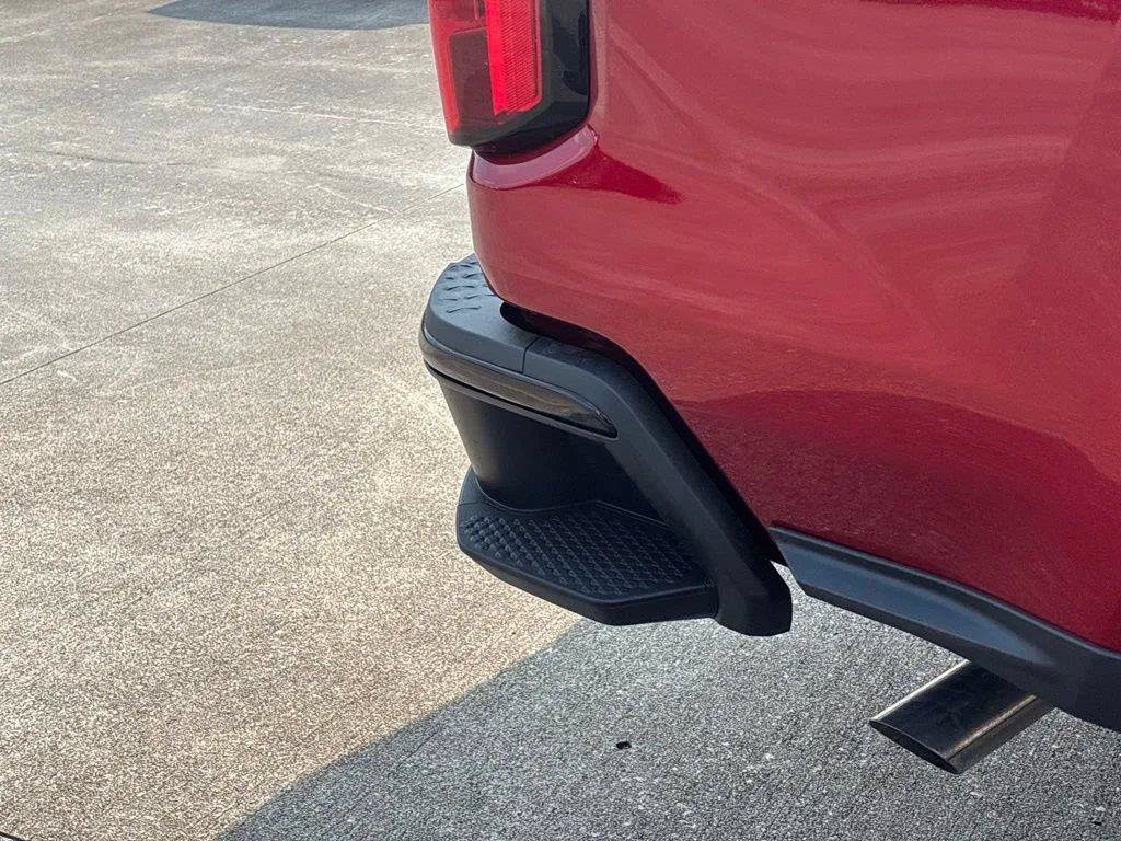 New 2026 Chevrolet Colorado W/T w/ WT Custom Package RWD image 10