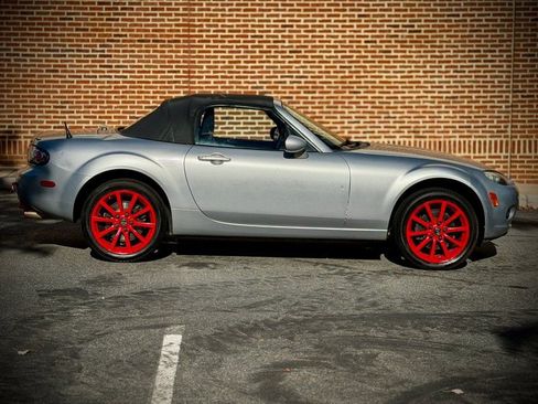 Used 2006 MAZDA MX-5 Miata Limited Edition image 5