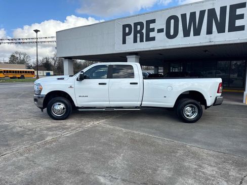 Used 2024 RAM 3500 Big Horn image 13