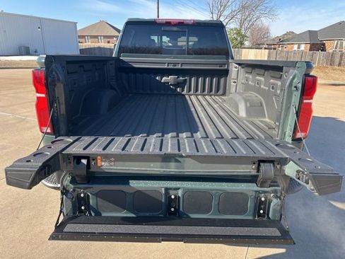 Certified 2026 Chevrolet Silverado 2500 ZR2 image 10