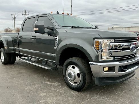 Used 2019 Ford F350 Lariat w/ Lariat Ultimate Package image 6