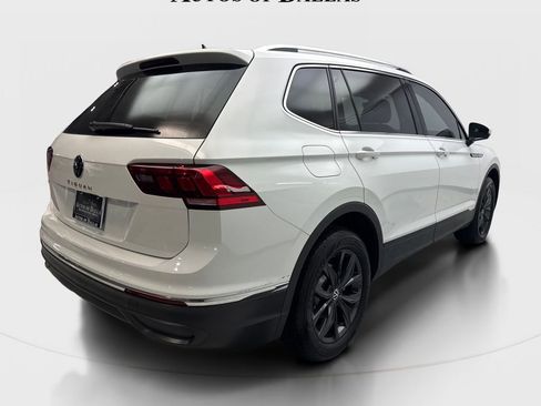 Used 2024 Volkswagen Tiguan SE FWD image 6