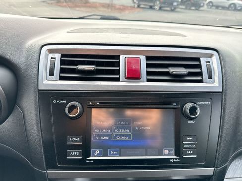 Used 2015 Subaru Outback 2.5i image 17