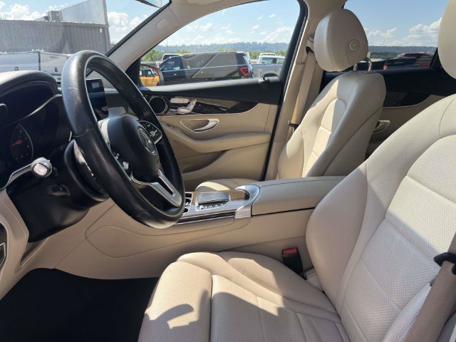 Used 2022 Mercedes-Benz GLC 300 image 21
