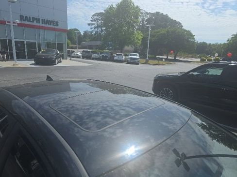 Used 2021 Toyota Corolla XSE FWD image 10