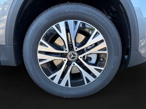 New 2026 Mercedes-Benz GLA 250 4MATIC image 9