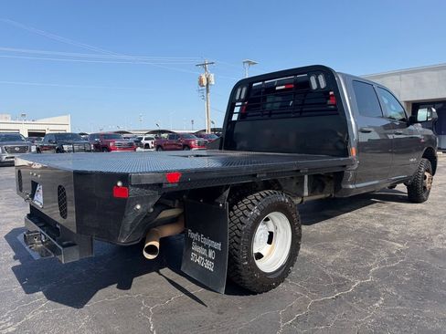 Used 2022 RAM 3500 Tradesman AWD/4WD image 11