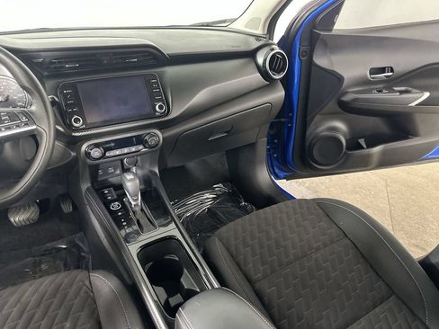 Used 2022 Nissan Kicks SV FWD image 20