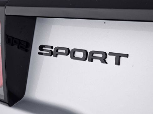 Certified 2023 Land Rover Discovery Sport SE image 13