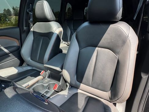 Used 2025 Subaru Forester Sport AWD/4WD image 36