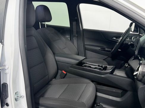 Used 2026 Chevrolet Equinox LT FWD image 30