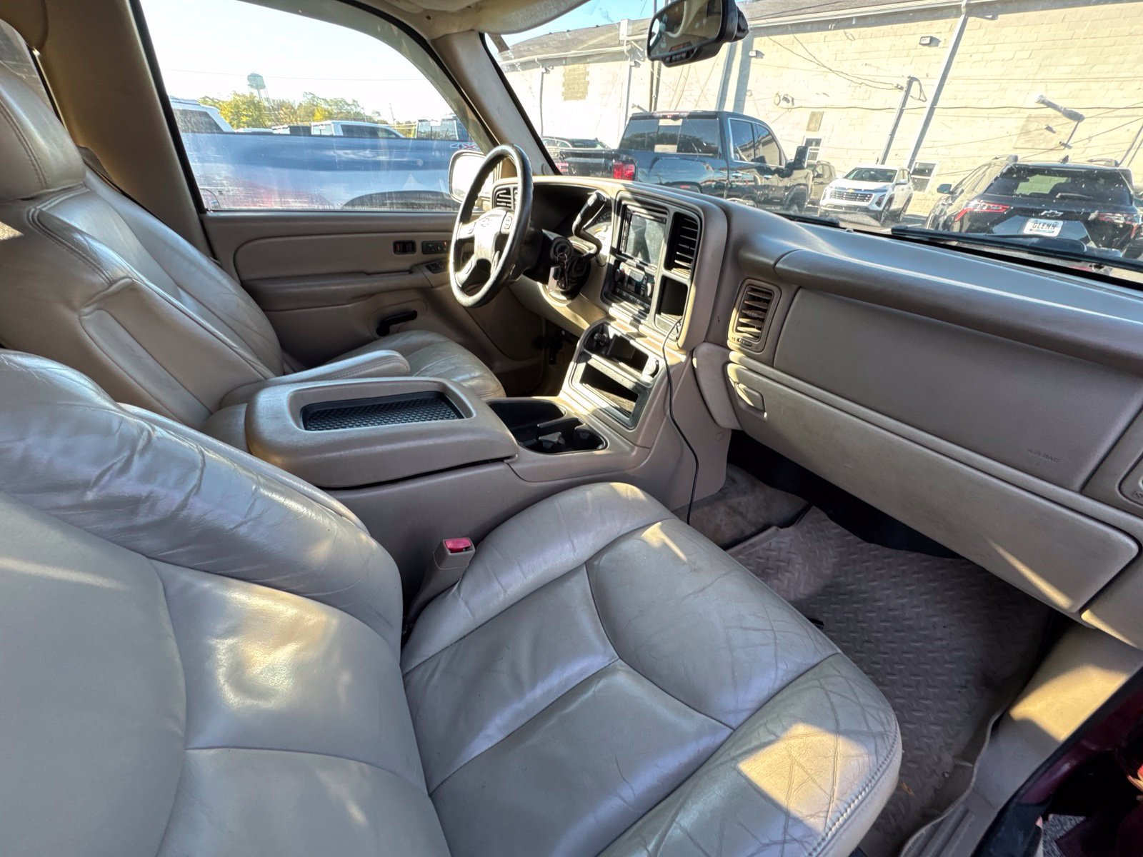 Used 2004 Chevrolet Suburban LT w/ Preferred Equipment Group AWD/4WD image 36