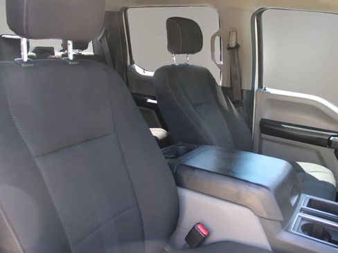 Used 2017 Ford F150 XL w/ Equipment Group 101A Mid AWD/4WD image 23