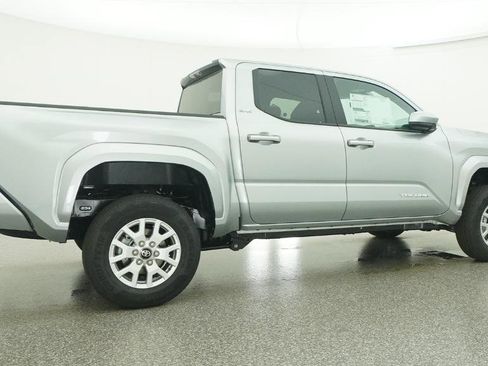 New 2026 Toyota Tacoma SR5 image 3