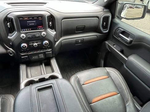 Used 2019 GMC Sierra 1500 AT4 w/ AT4 Premium Package AWD/4WD image 11