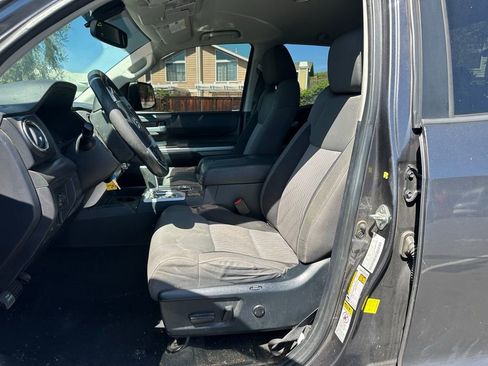 Used 2015 Toyota Tundra SR5 w/ SR5 Upgrade Package image 10