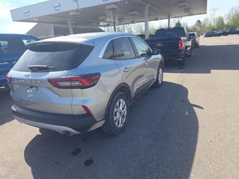 Used 2024 Ford Escape Active AWD/4WD image 4