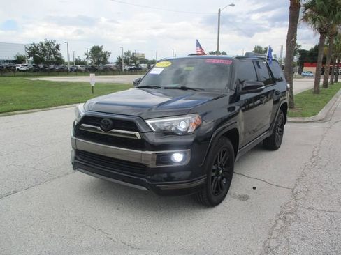 Used 2019 Toyota 4Runner Limited AWD/4WD image 2