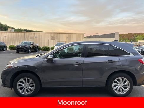 Used 2017 Acura RDX w/ Technology Package FWD image 6