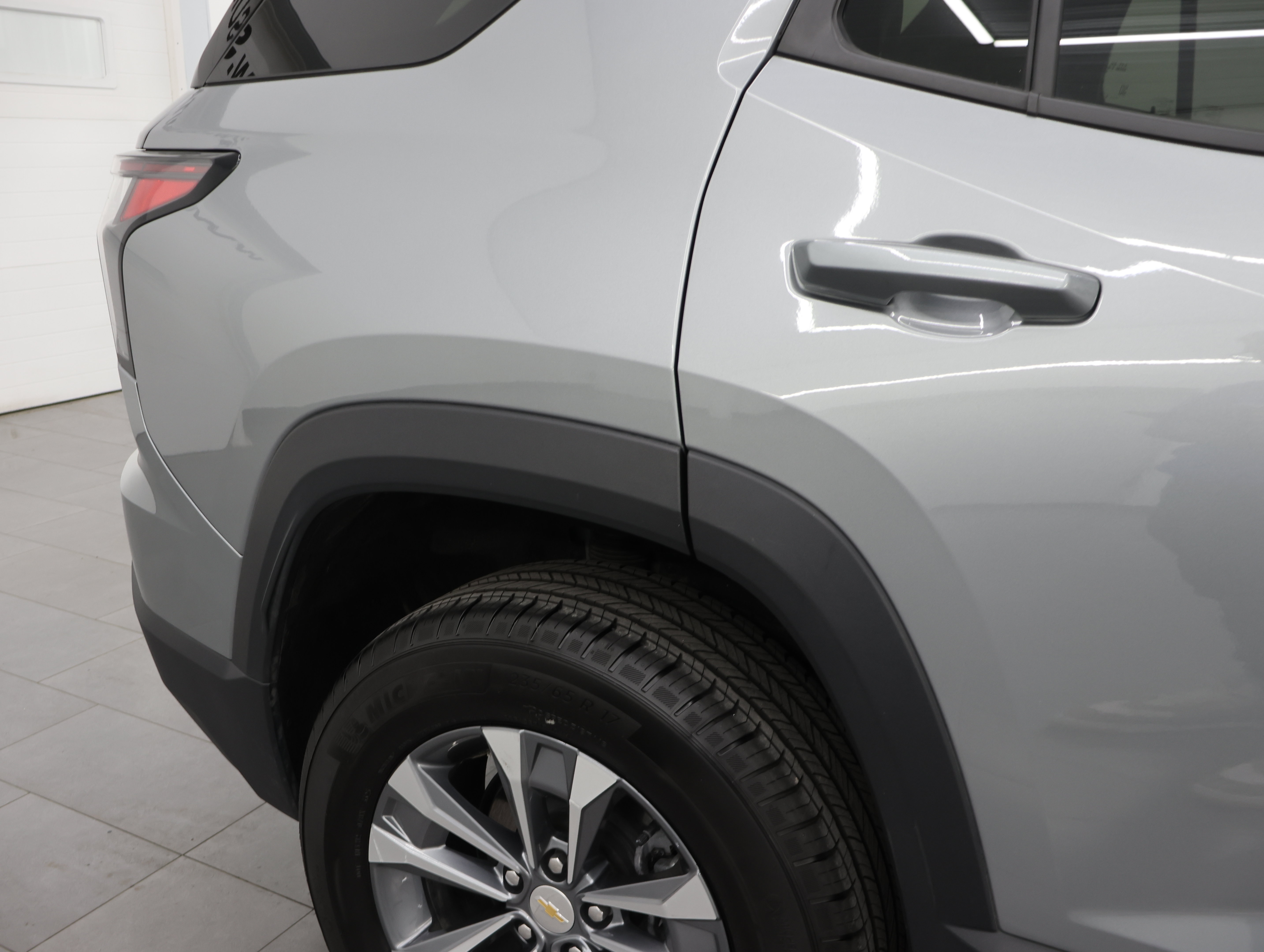 Used 2026 Chevrolet Equinox LT AWD/4WD image 23