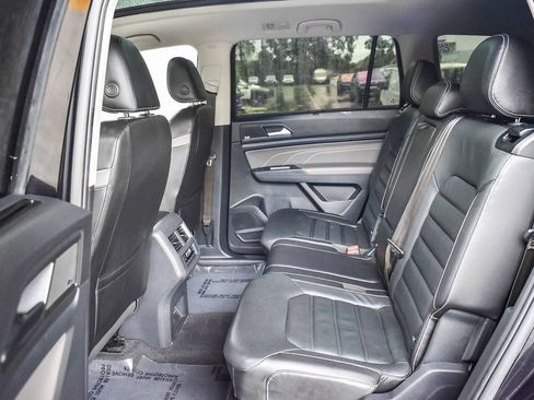 Used 2021 Volkswagen Atlas SEL Premium AWD/4WD image 18