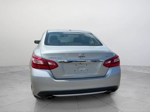 Used 2017 Nissan Altima 2.5 SV FWD image 8