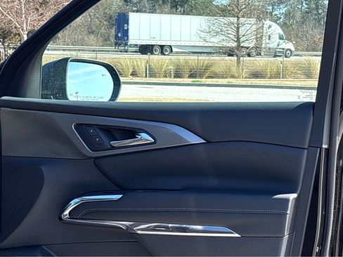 New 2026 Chevrolet Traverse LT w/ Driver Confidence Package image 16