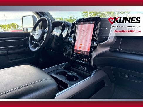 Used 2025 RAM 2500 Big Horn AWD/4WD image 43