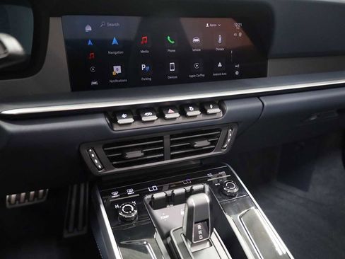 Certified 2025 Porsche 911 Carrera S RWD image 30