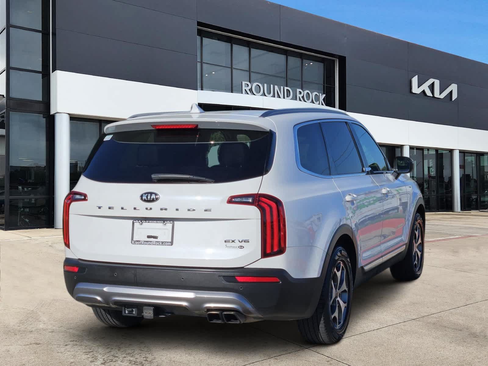 Used 2020 Kia Telluride EX w/ Towing Package FWD image 6
