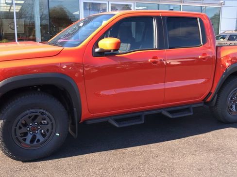 New 2026 Nissan Frontier PRO-4X w/ Pro-4x Convenience Package image 4