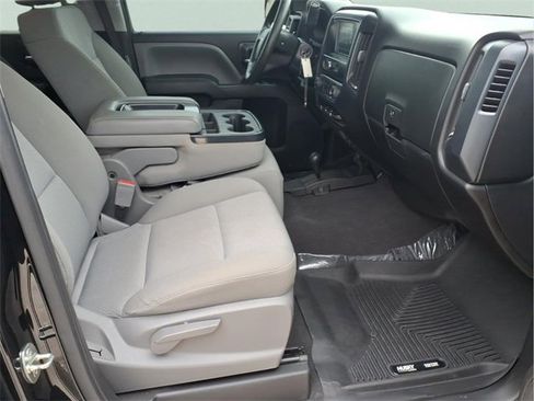 Used 2018 Chevrolet Silverado 1500 Custom w/ Custom Convenience Package image 22