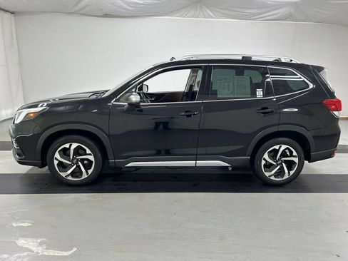 Used 2023 Subaru Forester Touring AWD/4WD image 6