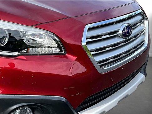 Used 2016 Subaru Outback 2.5i Limited AWD/4WD image 30