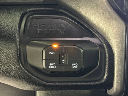 Used 2026 RAM 2500 Laramie AWD/4WD image 27