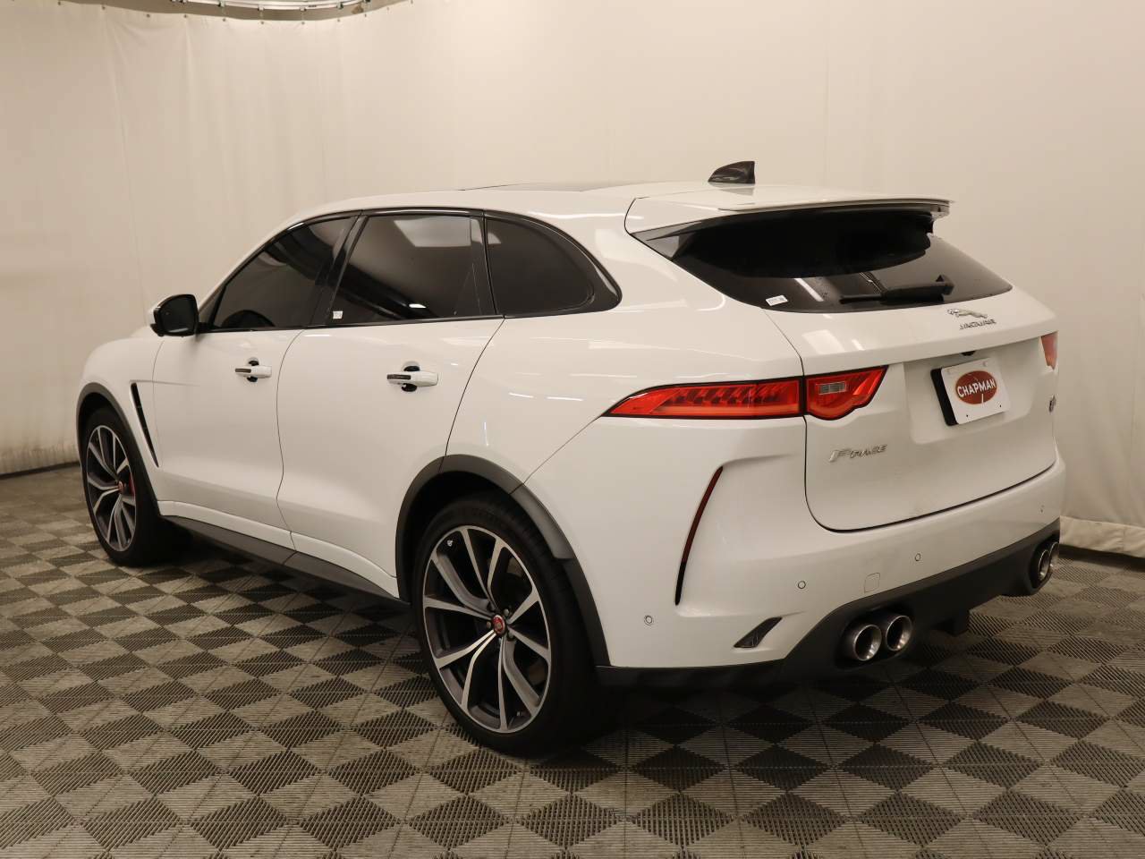 Used 2020 Jaguar F-PACE SVR AWD/4WD image 3