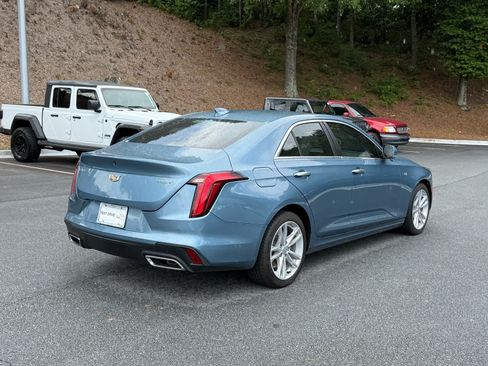 Used 2023 Cadillac CT4 Luxury RWD image 5