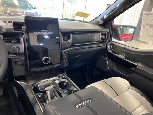 New 2023 Ford F150 Lightning Platinum image 22