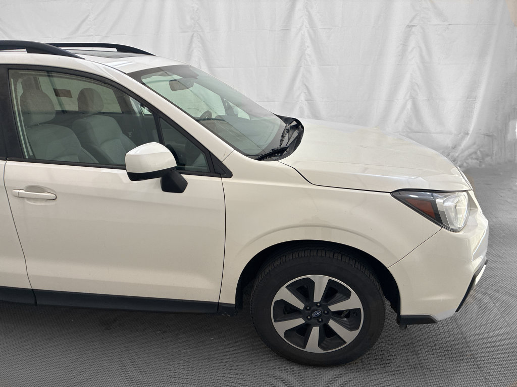 Used 2017 Subaru Forester 2.5i Premium w/ All-Weather Package AWD/4WD image 7