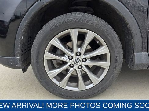 Used 2016 Toyota RAV4 Limited image 10