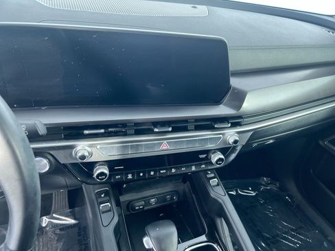 Certified 2023 Kia Telluride S w/ S Sunroof Package FWD image 24